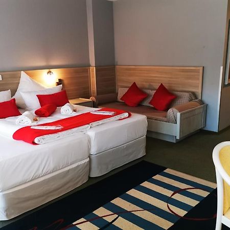Hotel Brunnenhof Wilgartswiesen Esterno foto