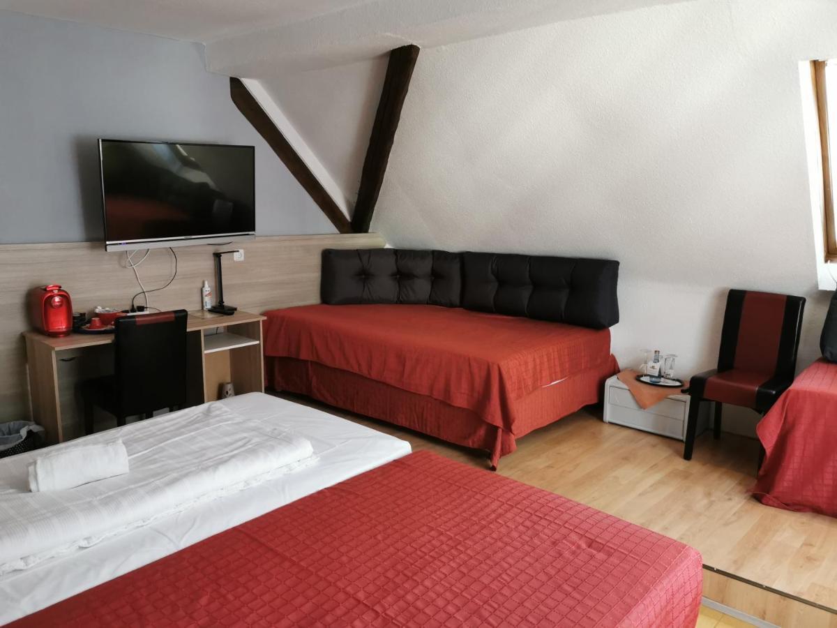 Hotel Brunnenhof Wilgartswiesen Esterno foto