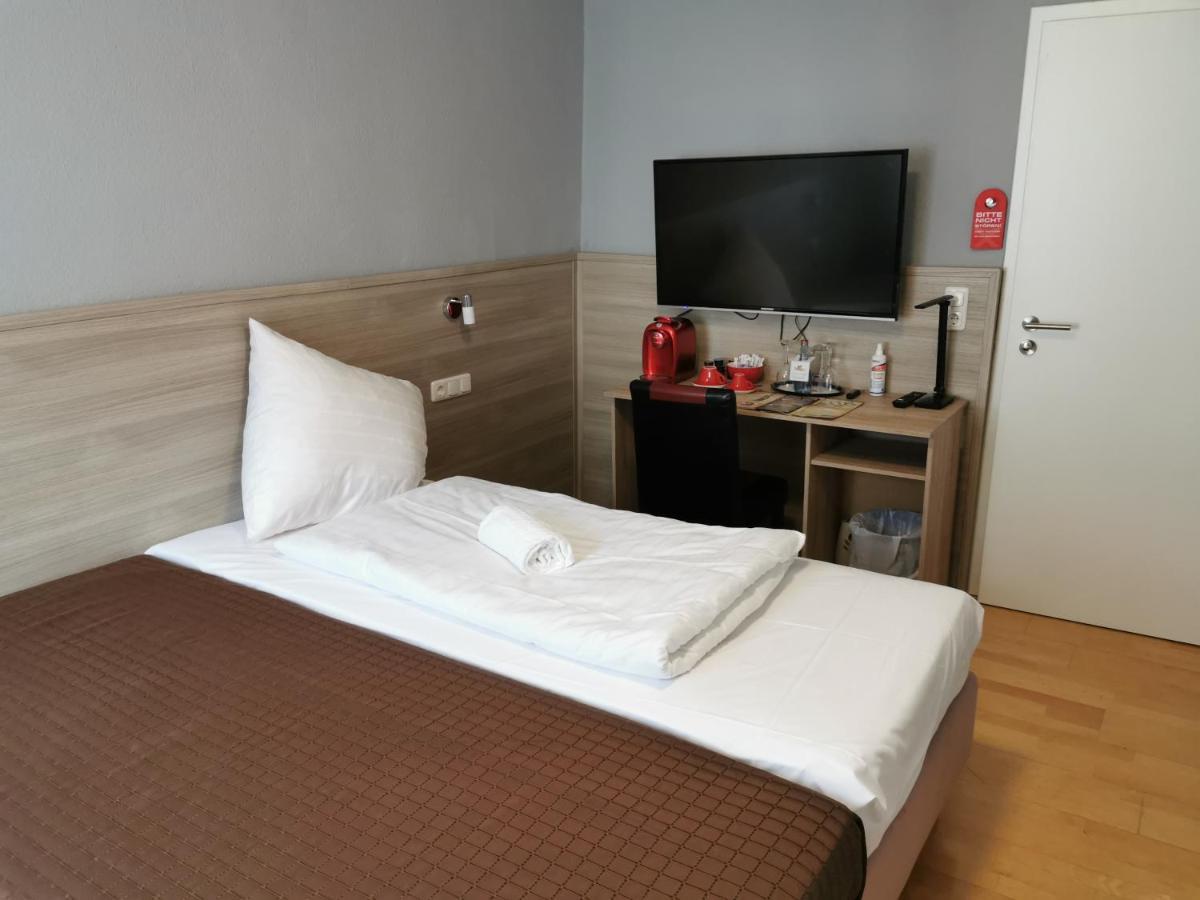 Hotel Brunnenhof Wilgartswiesen Esterno foto