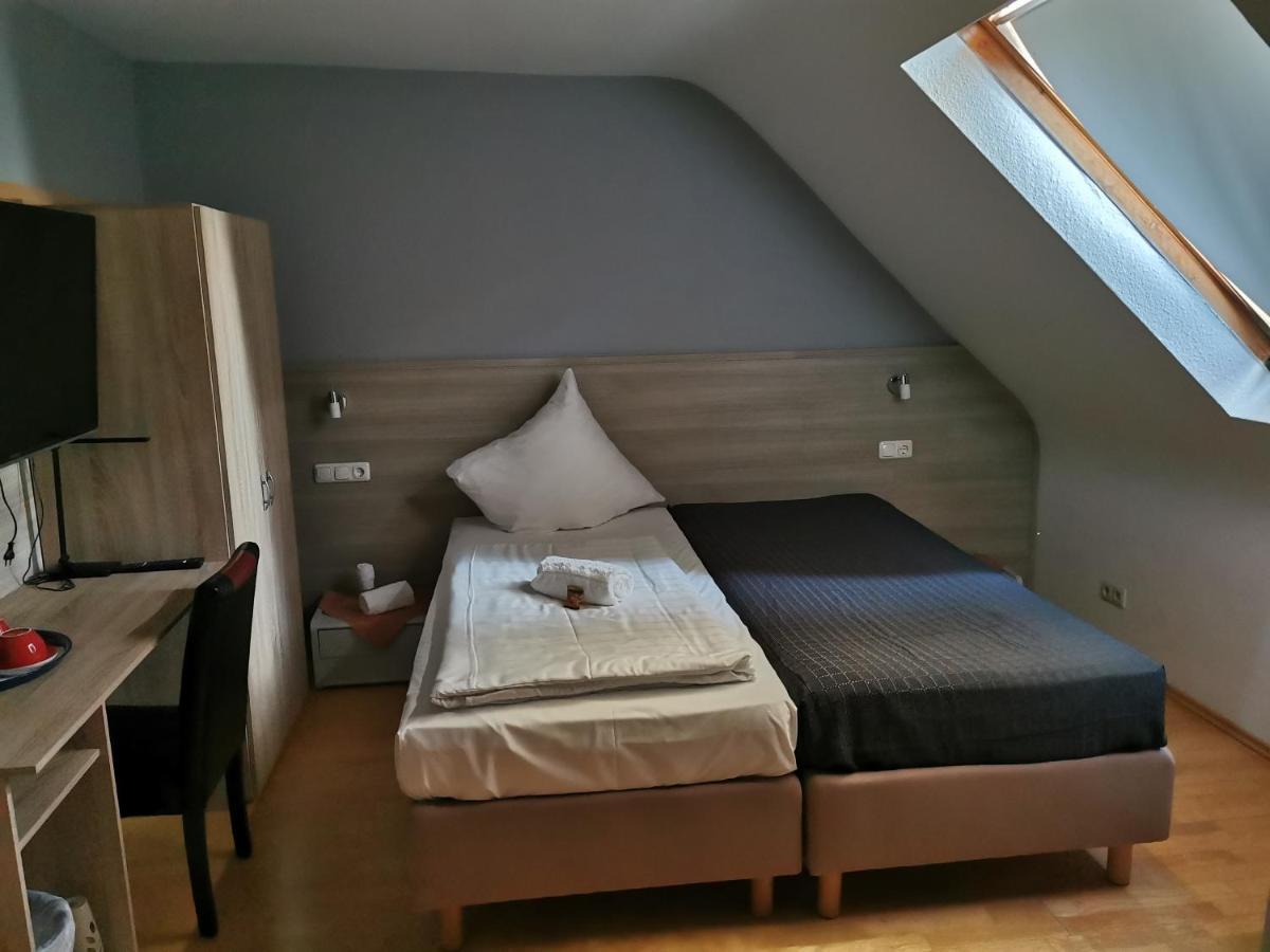 Hotel Brunnenhof Wilgartswiesen Esterno foto