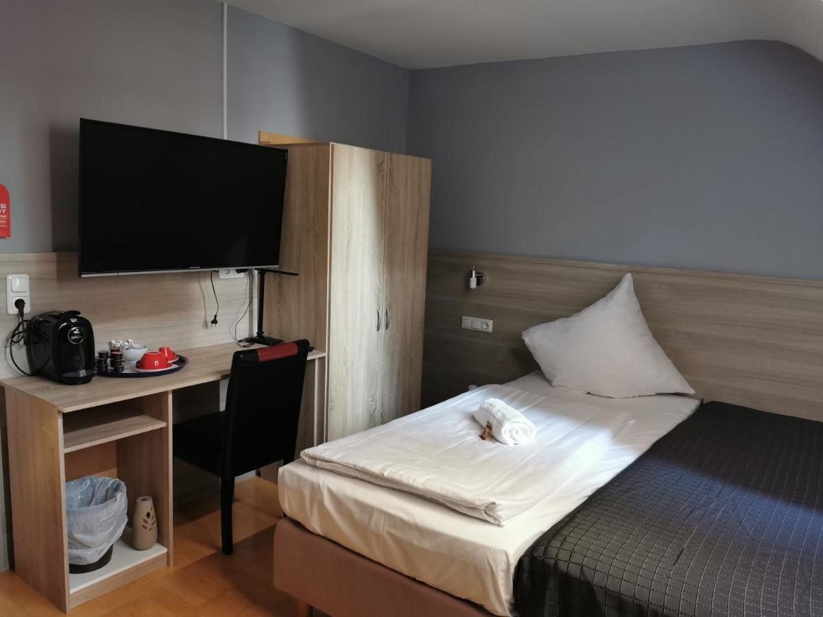 Hotel Brunnenhof Wilgartswiesen Esterno foto